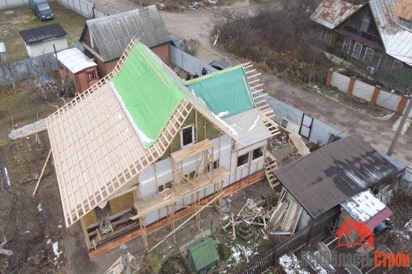 Реконструкция крыши и фронтонов дома