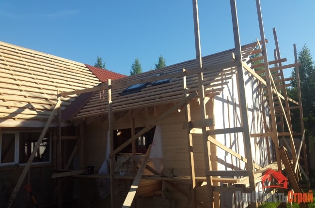 Строительство пристройки к деревянному дому