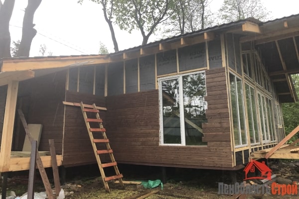 Реконструкция части деревянного дома