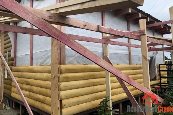 Строительство деревянной пристройки к дому